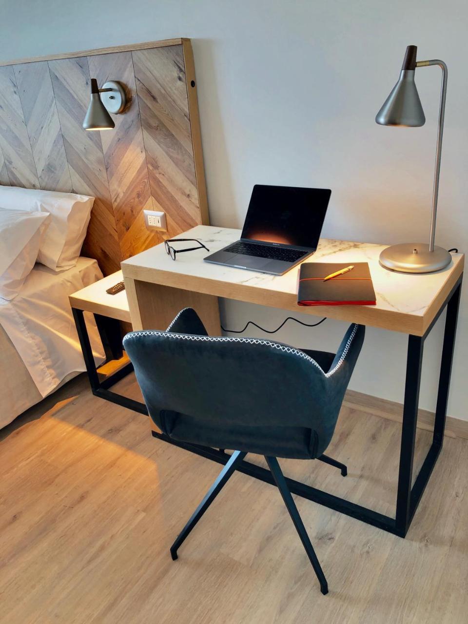 Rq Aparthotel 3*