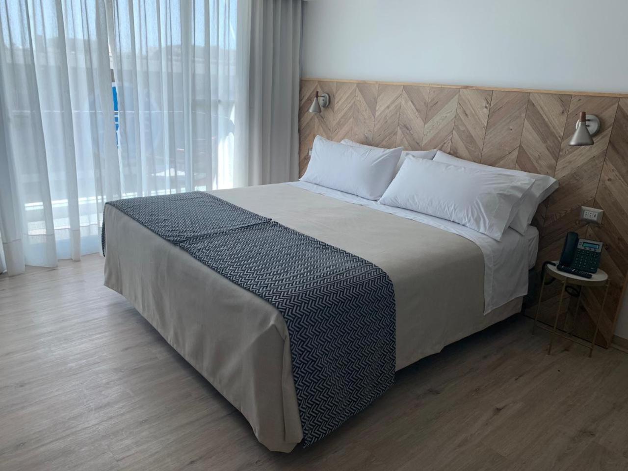 Aparthotel Rq 3*