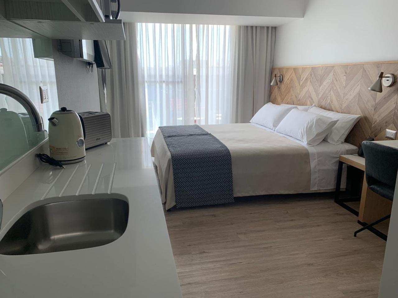 Aparthotel Rq 3*